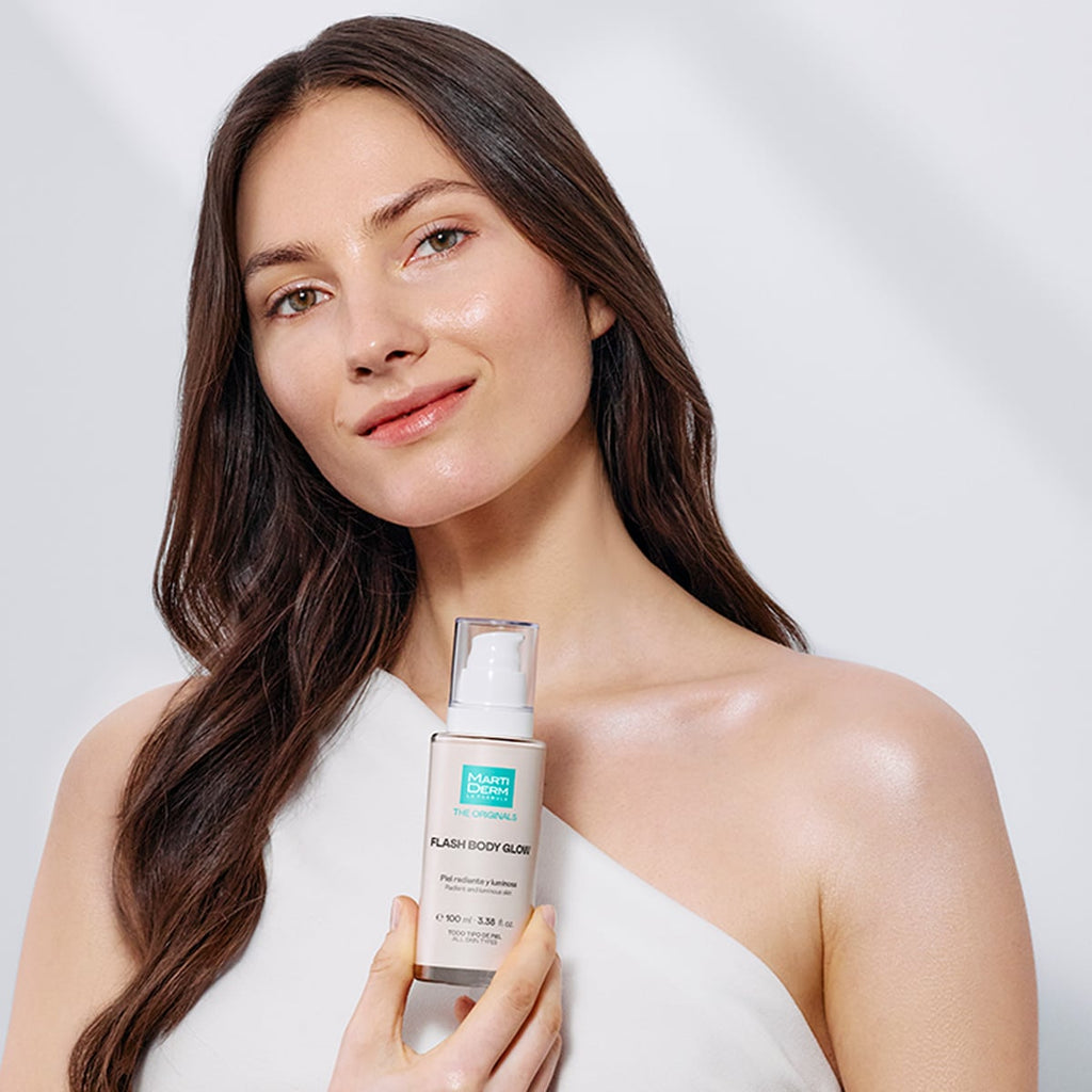 Kem Dưỡng Thể Bắt Sáng, Tạo Hiệu Ứng Glow Rạng Rỡ & Mềm Mượt Tức Thì - MartiDerm Flash Body Glow (100ml)